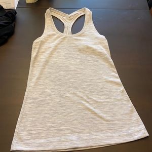 Lululemon Tech Racerback Tank size 4 VGUC